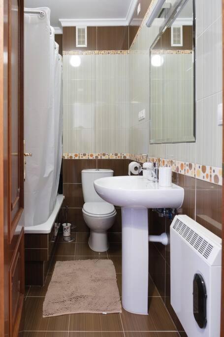 Precioso Piso En San Ciprian Appartement Buitenkant foto