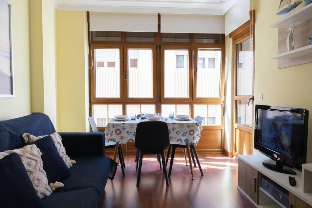 Precioso Piso En San Ciprian Appartement Buitenkant foto